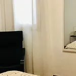 Canaryislandshost L Surf Lanzarote Apartament Famara